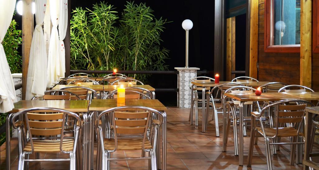 Apartamentos Paraje San Gines Andújar Екстериор снимка